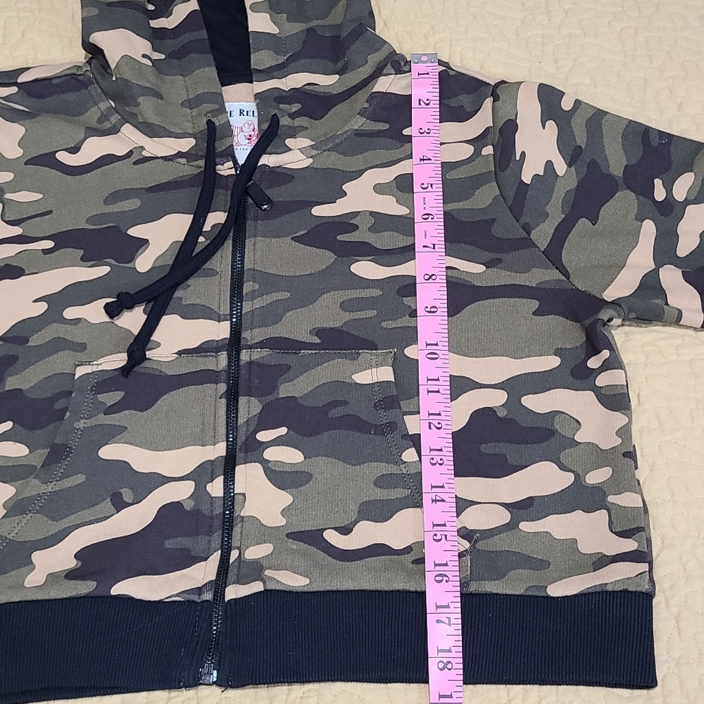 True Religion cropped camo hoodie size L - Picture 10 of 10